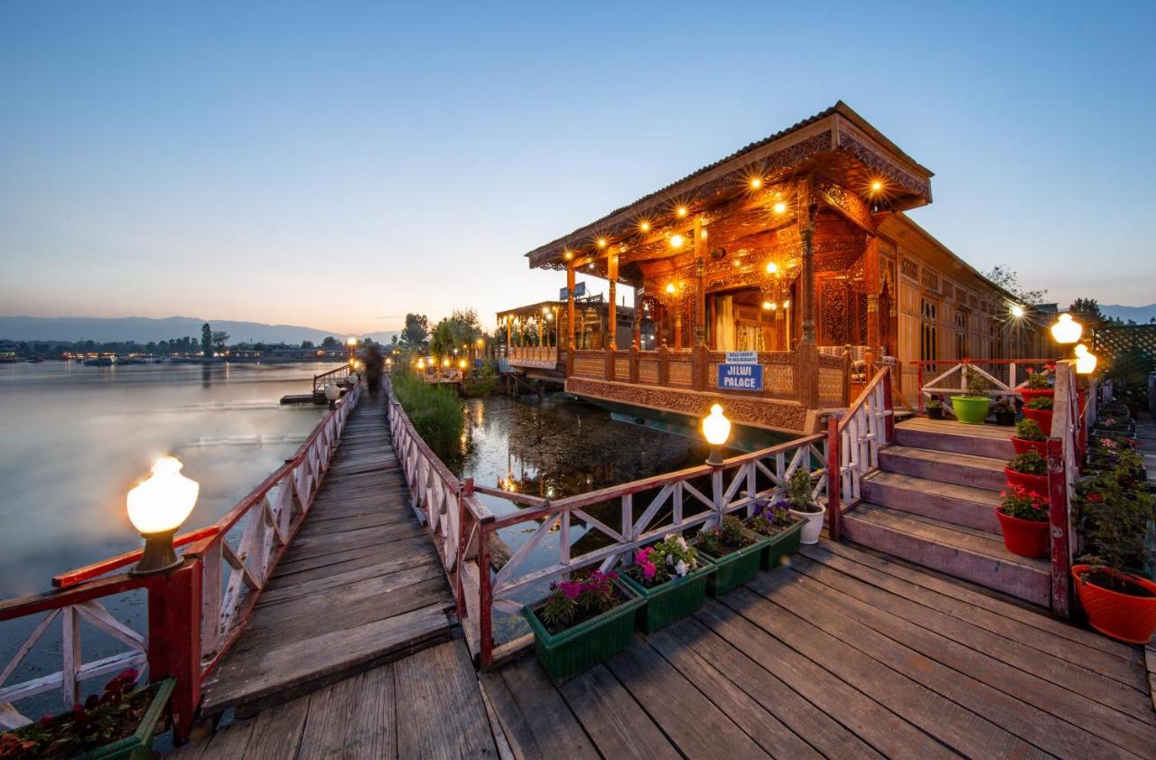 Kolu Group Of Houseboats Hotel Srīnagar Eksteriør billede